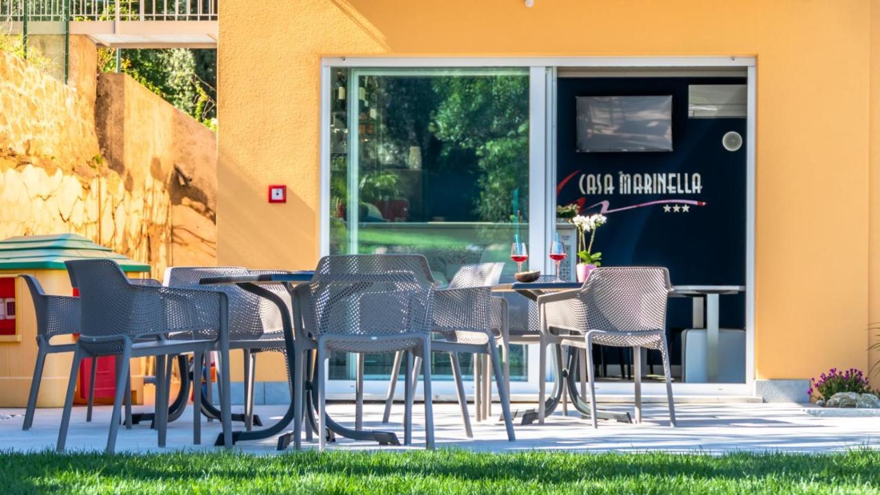 Hotel Casa Marinella Мальчезіне Екстер'єр фото